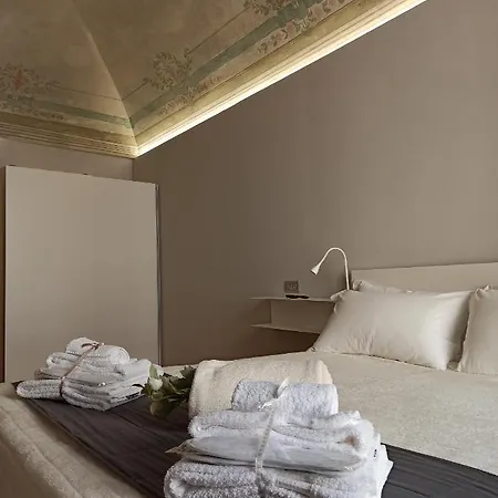 Arco Antico Appartement *