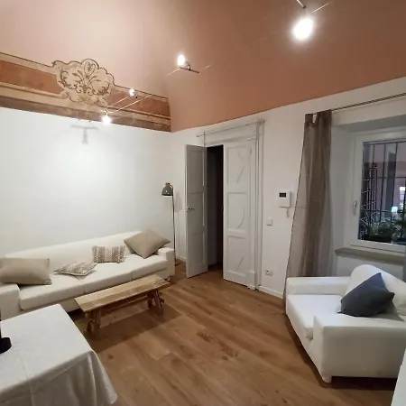 Arco Antico Appartement *