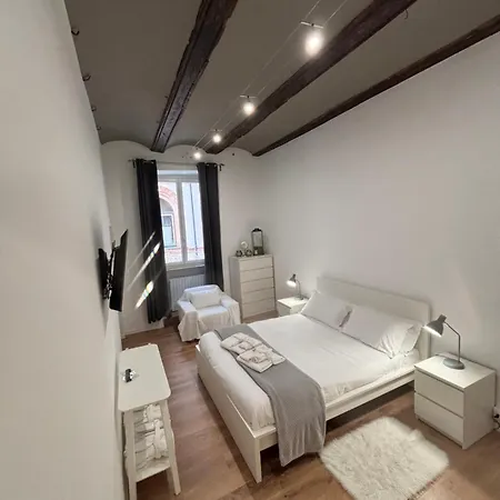 Arco Antico Διαμέρισμα *